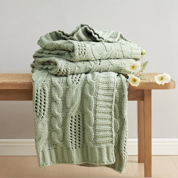 Amélie Home Cable Knitted, Chenille Chunky Knit Throw Blanket, 50 x 60 - NWT - Picture 6 of 8